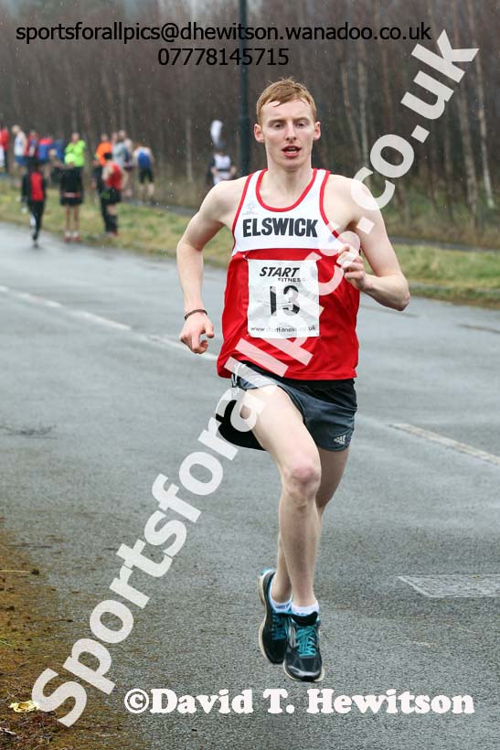 Mens relay, Elswick Harriers Relays, Newburn, Newcastle. Photo: David T. Hewitson/Sports for All Pics